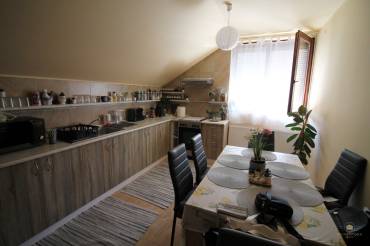 Eladó egy 3 lakásos társasház a XVII. kerületben