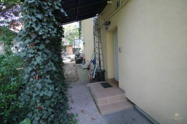 Eladó egy 3 lakásos társasház a XVII. kerületben