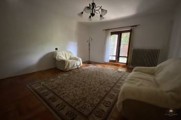 Óbuda legfelkapottabb részén családi ház eladó közel 900 nm-es telken