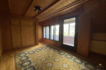 Óbuda legfelkapottabb részén családi ház eladó közel 900 nm-es telken