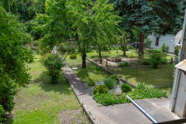 Óbuda legfelkapottabb részén családi ház eladó közel 900 nm-es telken