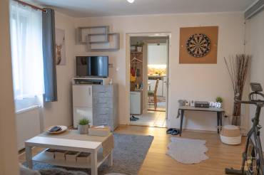 Óbuda legfelkapottabb részén családi ház eladó közel 900 nm-es telken