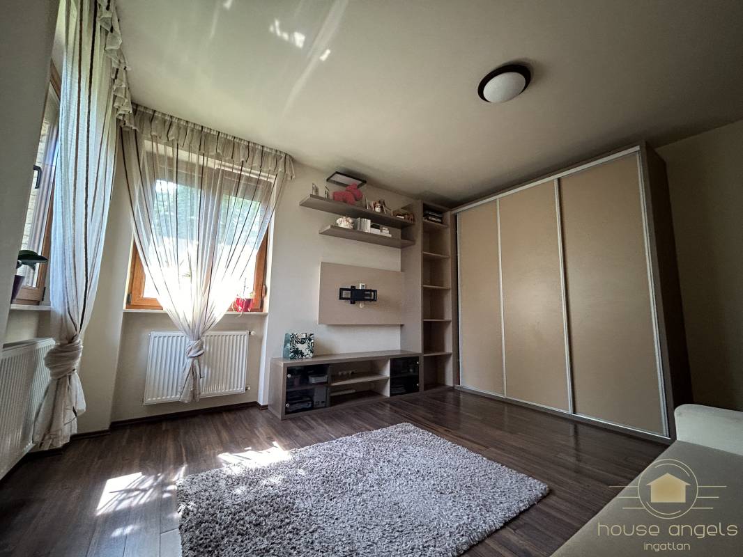 Luxus családi ház eladó a kerület szívében