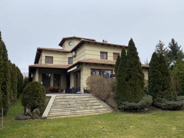 Luxus családi ház eladó a kerület szívében