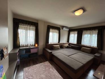 Luxus családi ház eladó a kerület szívében