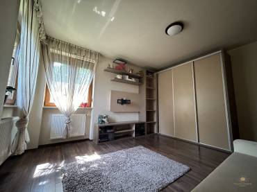 Luxus családi ház eladó a kerület szívében