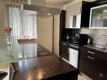 Luxus családi ház eladó a kerület szívében