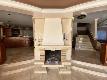 Mesés luxusingatlan eladó Akadémiaújtelen, a számozott utcákban