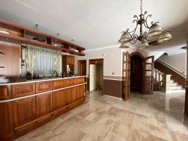 Mesés luxusingatlan eladó Akadémiaújtelen, a számozott utcákban