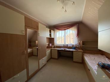 Mesés luxusingatlan eladó Akadémiaújtelen, a számozott utcákban