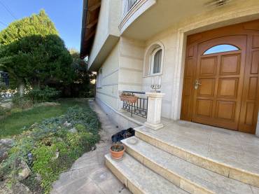 Mesés luxusingatlan eladó Akadémiaújtelen, a számozott utcákban