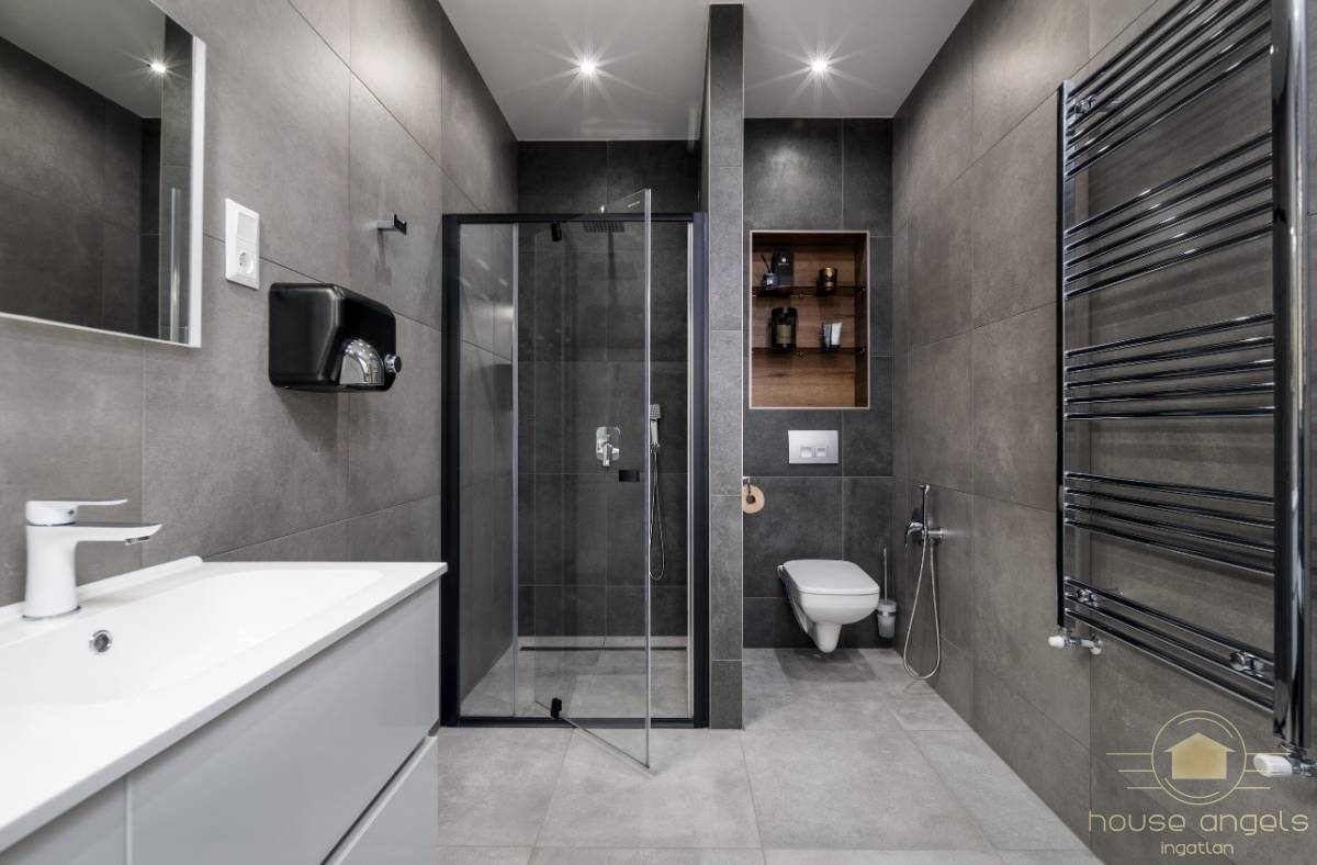 Meseszép luxusingatlan eladó a XVII. kerület Ecserhez közel eső részén