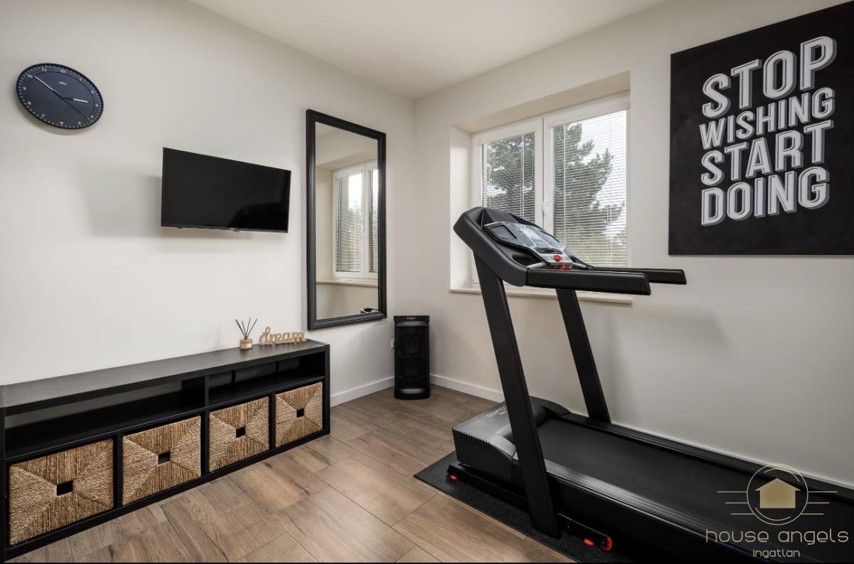 Meseszép luxusingatlan eladó a XVII. kerület Ecserhez közel eső részén