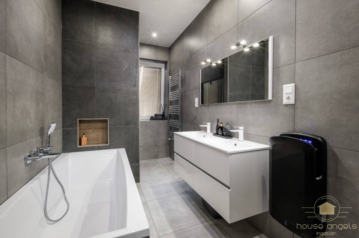 Meseszép luxusingatlan eladó a XVII. kerület Ecserhez közel eső részén