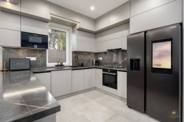 Meseszép luxusingatlan eladó a XVII. kerület Ecserhez közel eső részén