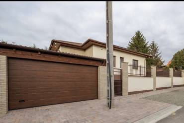 Meseszép luxusingatlan eladó a XVII. kerület Ecserhez közel eső részén