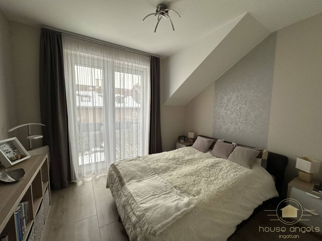 Eladó 4 szobás meseszép családi otthon Pécelen