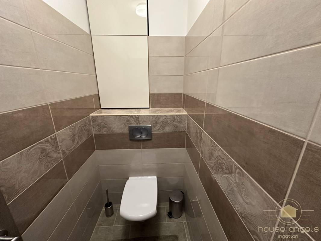 Eladó 4 szobás meseszép családi otthon Pécelen