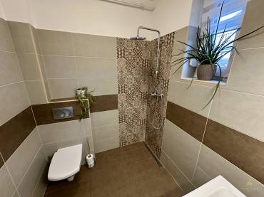 Eladó 4 szobás meseszép családi otthon Pécelen