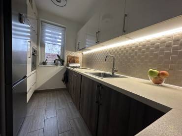 Eladó 4 szobás meseszép családi otthon Pécelen