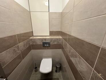 Eladó 4 szobás meseszép családi otthon Pécelen