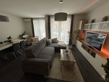 Eladó 4 szobás meseszép családi otthon Pécelen