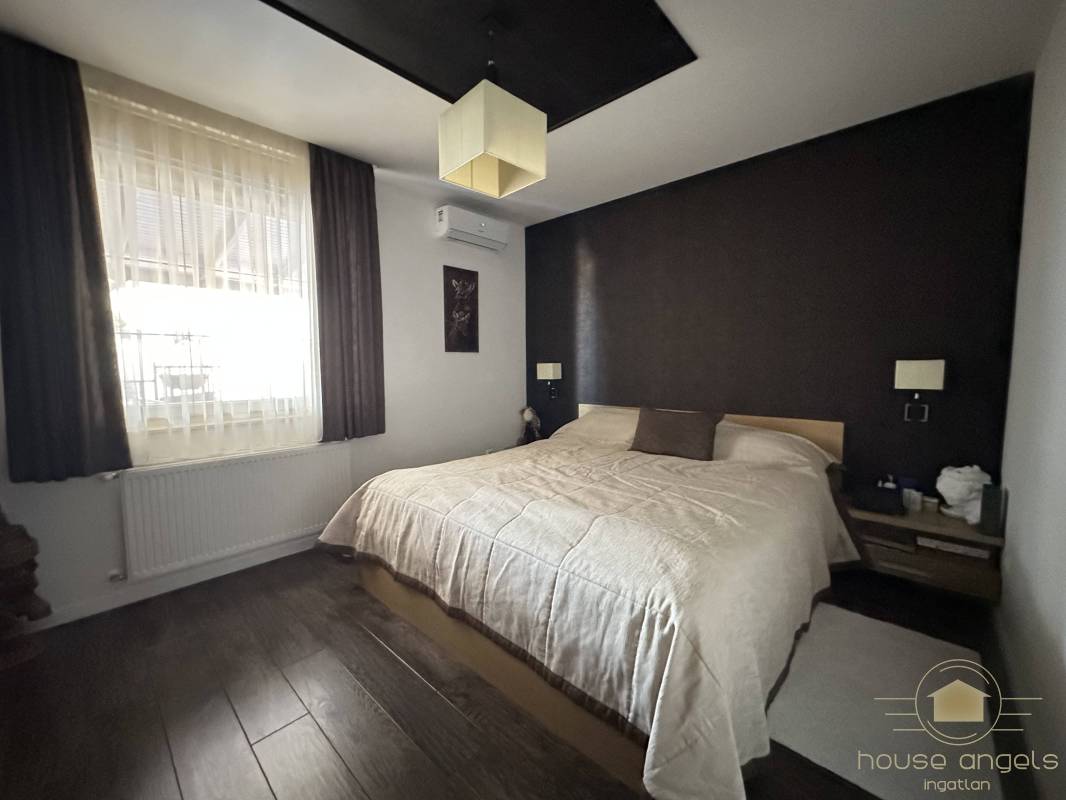 Eladó egy 4 hálószobás családi ház minőségi, luxus enteriőrrel  a XVII. kerület csendes részén