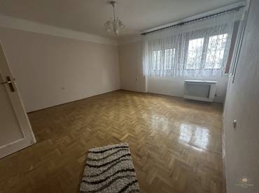 Kiadó 2 szobás lakás Kispest csendes utcájában