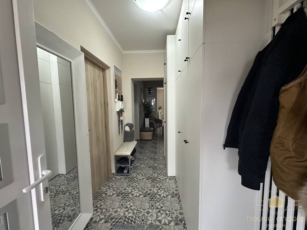 Egyszintes, két generációs családi ház extrán felújítva eladó Gyömrőn