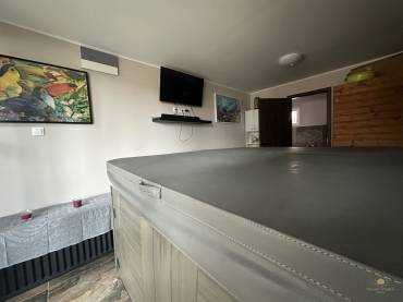 Egyszintes, két generációs családi ház extrán felújítva eladó Gyömrőn